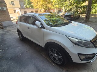 2011 Kia Sportage III, белый, 800000 рублей, вид 1