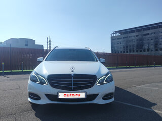 2013 Mercedes-Benz E-Класс 200 IV (W212, S212, C207) Рестайлинг, белый, 1900000 рублей, вид 3