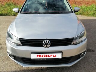 2014 Volkswagen Jetta VI, серебристый, 1050000 рублей, вид 3