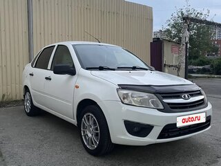 2015 Lada (ВАЗ) Granta I, белый, 380000 рублей, вид 2