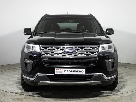 2018 Ford Explorer V Рестайлинг 2, чёрный, 2589900 рублей, вид 2