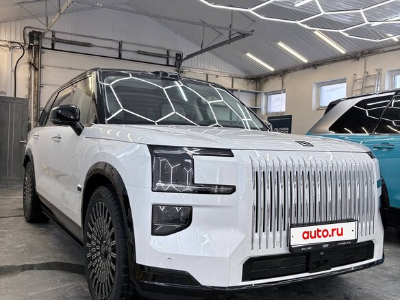 2025 Zeekr 9X 55 kWh (до 3.5 т), белый, 12300000 рублей - вид 1