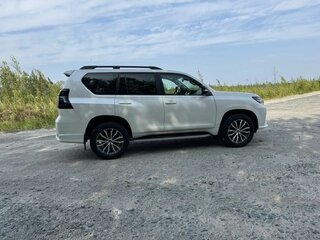 2022 Toyota Land Cruiser Prado 150 Series Рестайлинг 3, белый, 7108000 рублей, вид 5