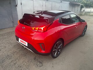 2018 Hyundai Veloster II, красный, 2000000 рублей, вид 3