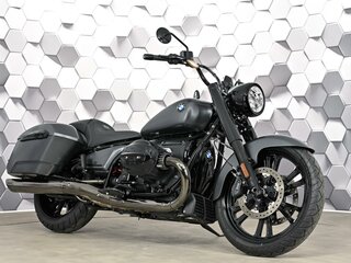 BMW R 18