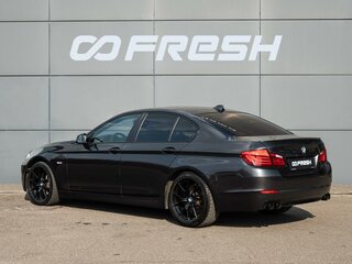 2010 BMW 5 серии 550i VI (F10/F11/F07), серый, 2670000 рублей, вид 2