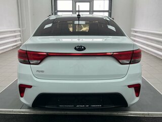 2018 Kia Rio IV, белый, 1199000 рублей, вид 5