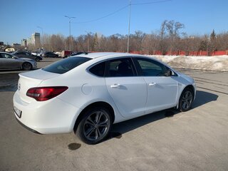 2014 Opel Astra J Рестайлинг, белый, 490000 рублей, вид 3