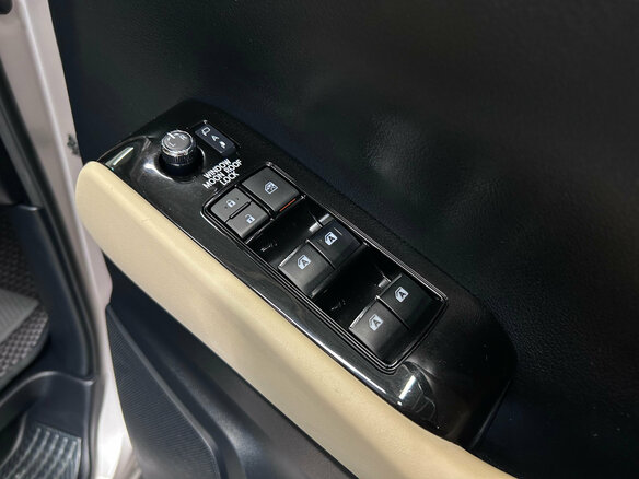 2019 Toyota Alphard III Рестайлинг, бежевый - вид 15