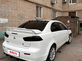 2010 Mitsubishi Lancer X, белый, 930000 рублей, вид 3