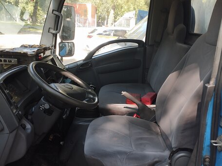 2011 Isuzu Elf (N-series), синий, 685000 рублей, вид 5