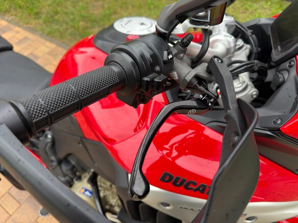 2023 Ducati Multistrada V4, красный, 2550000 рублей - вид 5
