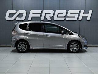 2011 Honda Fit II, серый, 950000 рублей, вид 5