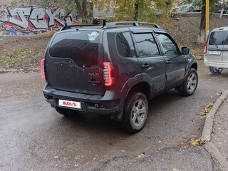 2015 Chevrolet Niva I Рестайлинг, коричневый, 490000 рублей, вид 4