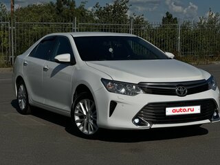 2014 Toyota Camry VII (XV50) Рестайлинг, белый, 1750000 рублей, вид 4