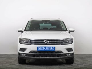 2018 Volkswagen Tiguan II, белый, 2199000 рублей, вид 3