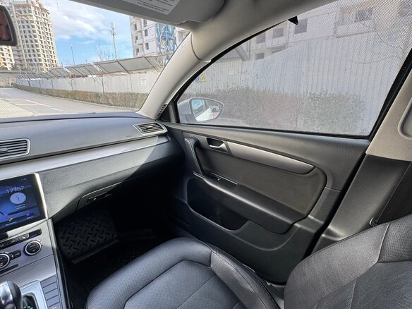 2012 Volkswagen Passat B7, серебристый, 999999 рублей - вид 14