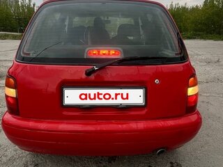 1992 Nissan March II (K11), красный, 130000 рублей, вид 4