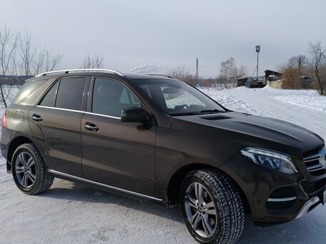2017 Mercedes-Benz GLE 350 d I (W166), коричневый, 3350000 рублей, вид 5
