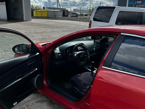 2008 Mazda 6 II (GH), красный, 520000 рублей - вид 12