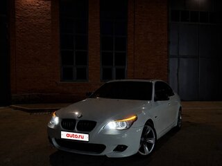 2009 BMW 5 серии 530i V (E60/E61) Рестайлинг, белый, 745000 рублей, вид 3