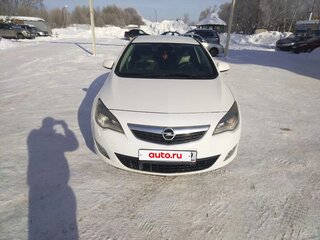 2012 Opel Astra J Рестайлинг, белый, 630000 рублей, вид 1