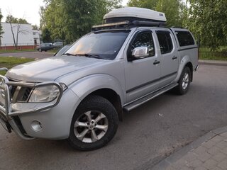 2010 Nissan Navara (Frontier) III (D40) Рестайлинг, серебристый, 1230000 рублей, вид 1
