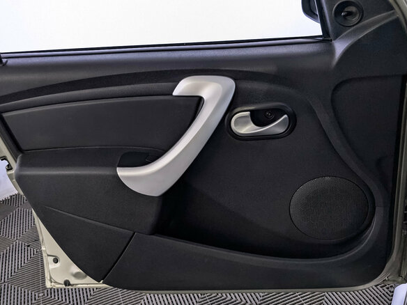 2012 Renault Sandero Stepway I, бежевый - вид 18