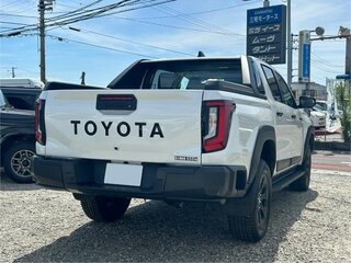 2026 Toyota Hilux IX, белый, 5500400 рублей, вид 4