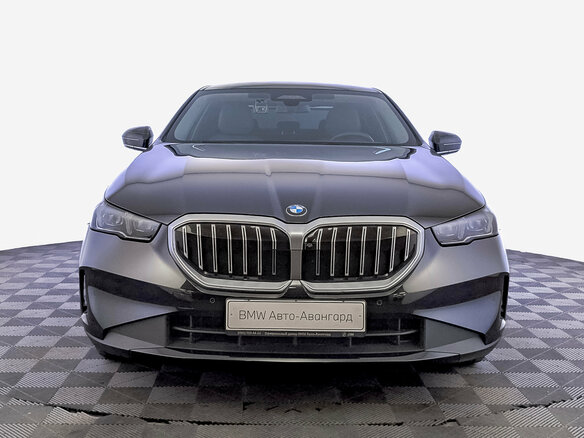 2023 BMW 5 серии 530i xDrive VIII (G60/G61/G68), чёрный, 6450000 рублей - вид 1
