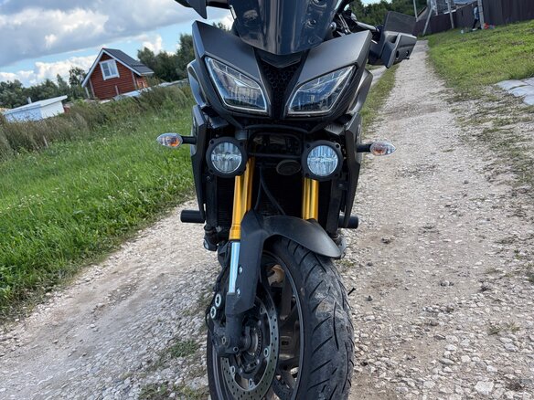 2016 Yamaha MT-09 Tracer (FJ-09), серый, 729000 рублей - вид 25
