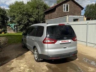 2012 Ford Galaxy II Рестайлинг, серый, 720000 рублей, вид 4