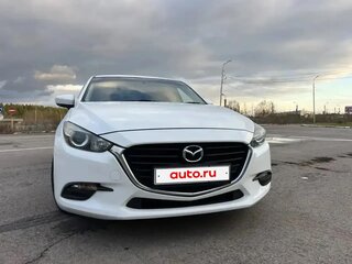 2018 Mazda Axela III Рестайлинг, белый, 1130000 рублей, вид 2