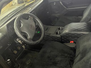 2017 Lada (ВАЗ) 2121 (4x4) Urban I Рестайлинг, серебристый, 620000 рублей, вид 4
