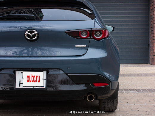 2019 Mazda 3 IV (BP), серый, 1790000 рублей - вид 5