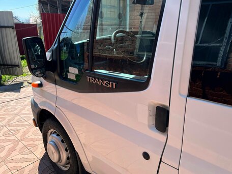 2011 Ford Transit, белый, 1800000 рублей, вид 4