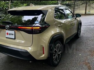 2021 Toyota Yaris Cross I, коричневый, 1800000 рублей, вид 3