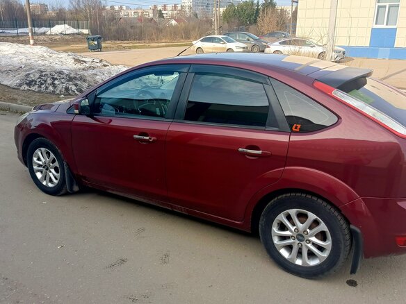 2008 Ford Focus II Рестайлинг, красный, 350000 рублей - вид 15