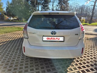 2017 Toyota Prius Alpha I (ZVW40/41) Рестайлинг, белый, 1750000 рублей, вид 5