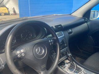 2005 Mercedes-Benz C-Класс 180 II (W203) Рестайлинг, бежевый, 400000 рублей, вид 4