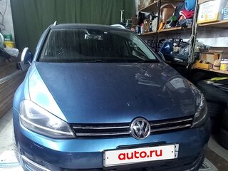 2014 Volkswagen Golf VII, синий, 1440000 рублей, вид 2