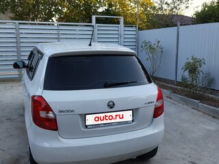 2013 Skoda Fabia II Рестайлинг, белый, 699000 рублей, вид 5