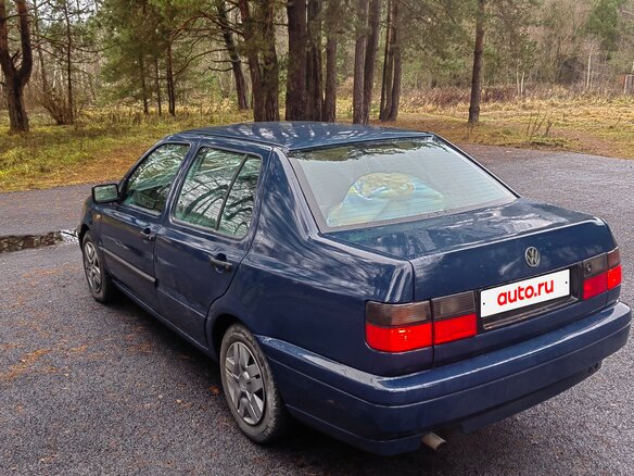 1997 Volkswagen Vento, синий, 200000 рублей