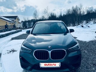 2021 BMW X1 20i xDrive II (F48) Рестайлинг, серый, 3550000 рублей, вид 3