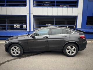 2020 Mercedes-Benz GLC Coupe 300 d I (C253) Рестайлинг, чёрный, 5500000 рублей, вид 5