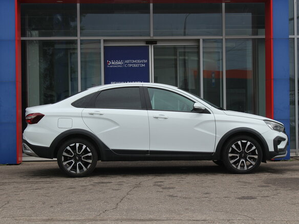 2024 Lada (ВАЗ) Vesta Cross I Рестайлинг (NG), белый - вид 3