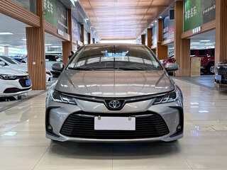2022 Toyota Corolla XII (E210), серебристый, 1520000 рублей, вид 2