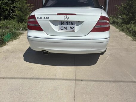 2003 Mercedes-Benz CLK-Класс 320 II (W209), белый, 1050000 рублей, вид 4