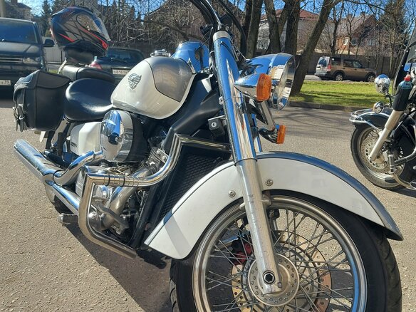 2004 Honda Shadow 750, белый, 500000 рублей - вид 6