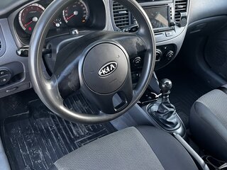2010 Kia Rio II Рестайлинг, серебристый, 444000 рублей, вид 5